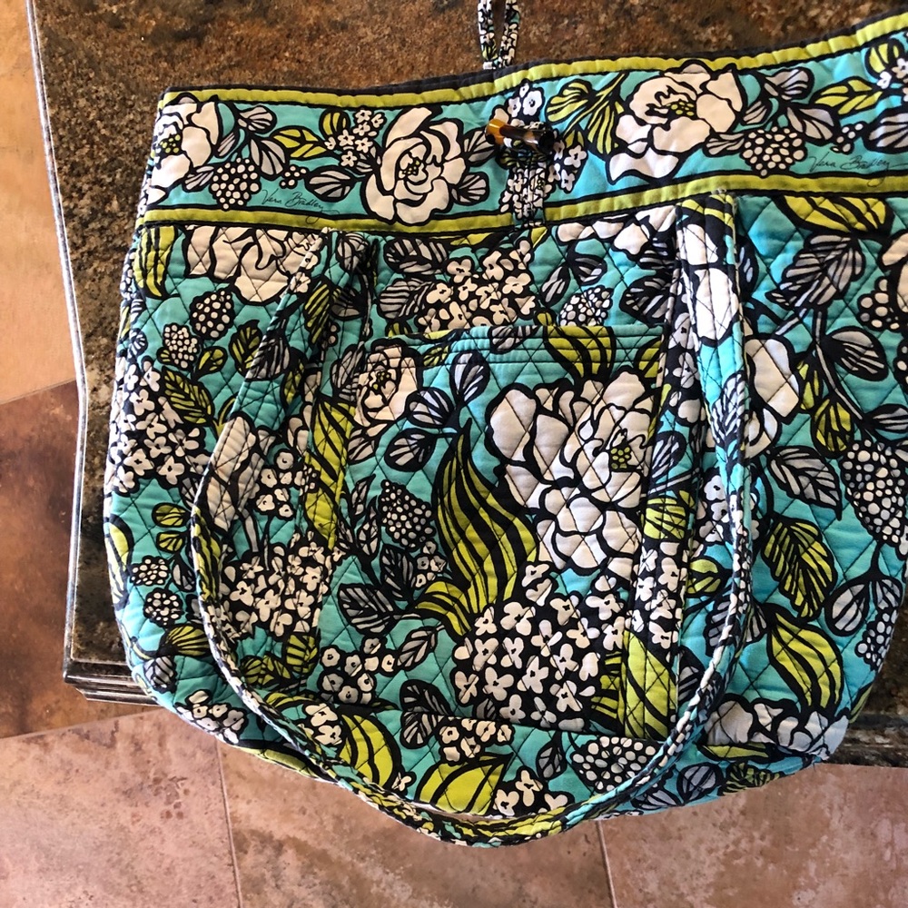 Vera Bradley tote bag